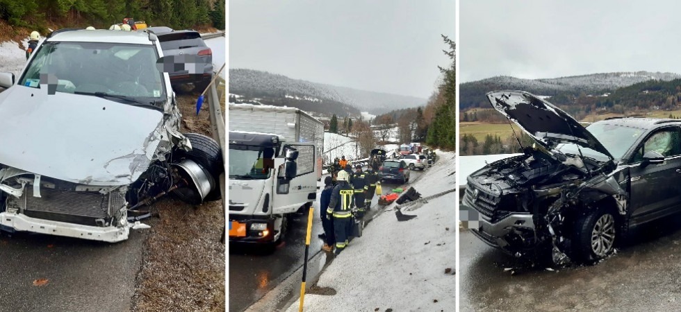 Tre auto e un camion coinvolti in un terribile incidente: trasportati all'ospedale i feriti